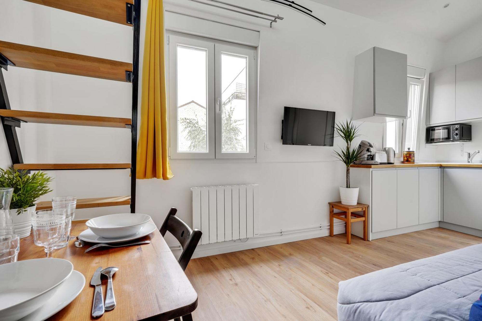 Studio Avec Mezzanine - Wifi - Proche Paris Μοντρέιγ Εξωτερικό φωτογραφία